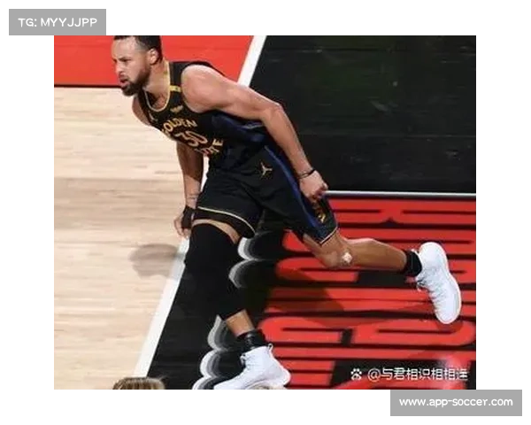 卡姆·托马斯首节手感火热6投全中狂砍14分状态神勇引领球队优势